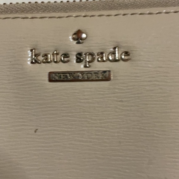 Kate spade wallet - Picture 2 of 12